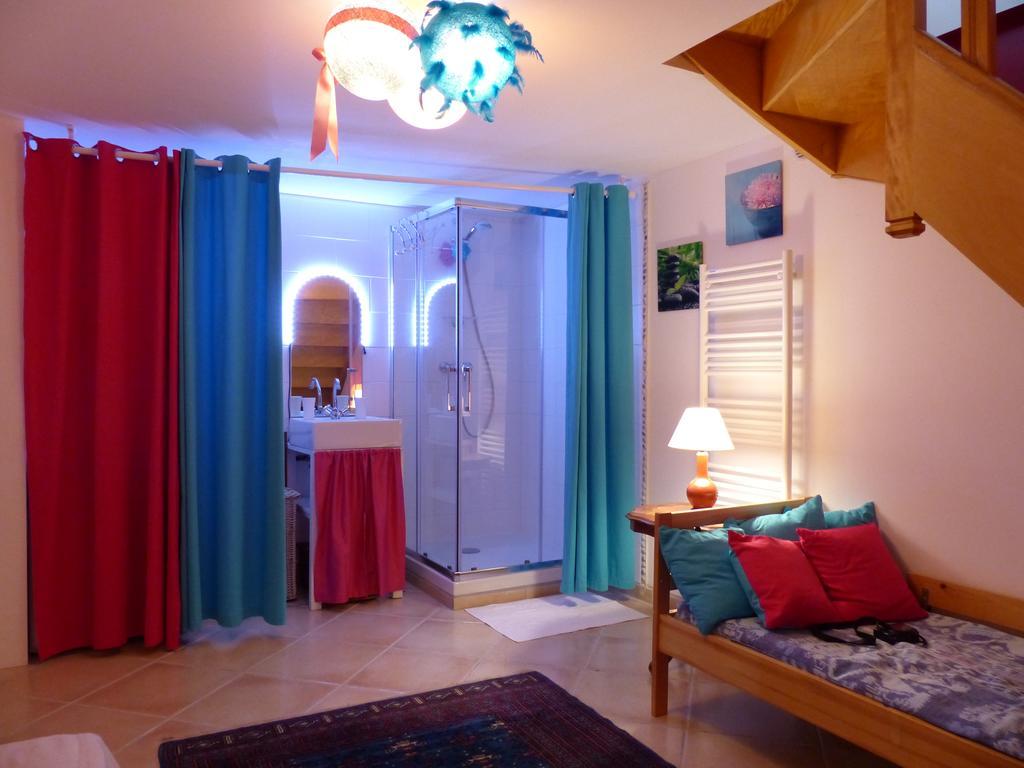 La Flore De Lys, Cottage Ideal Pour 2 Adultes Et 2 Enfants Saint-Jouin-Bruneval 客房 照片